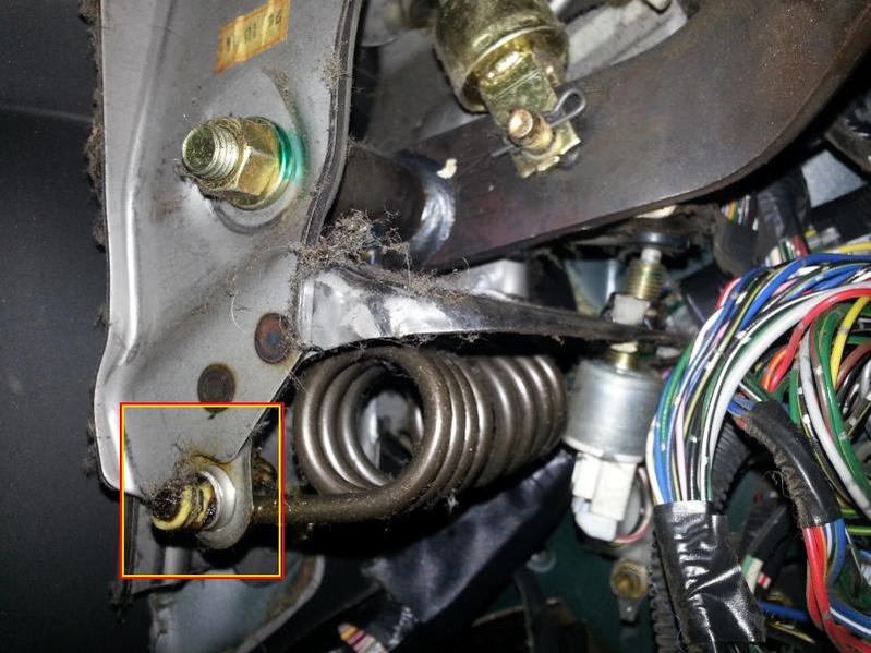 223785d1477020352-5-speed-clutch-pedal-sticks-floor-morning-three-days-row-1_spring_bushing_broken_in_place.jpg