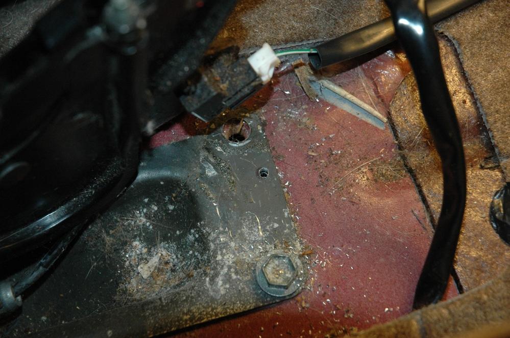23289d1261084169-99-center-console-install-thread-dsc_4238.jpg