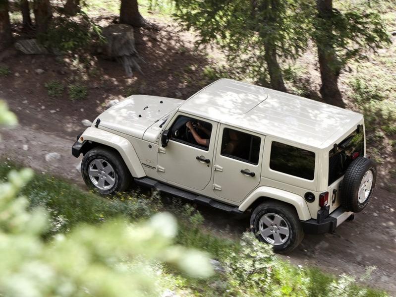 I am leaning towards the 2011 Jeep sahara unlimited Tan color code.\