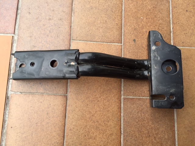 161854d1434466986-help-skid-plate-mount-bracket-help-img_1326.jpg