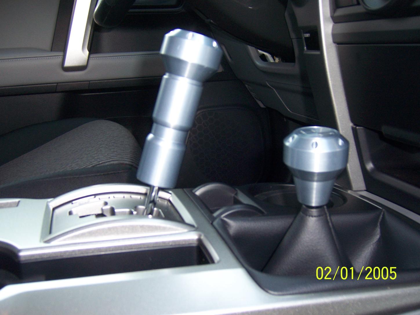 44112d1304863819-gear-shift-knob-change-100_1497.jpg