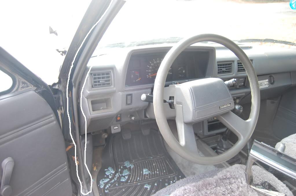 40636d1299817657-parting-out-88-engine-hood-all-destroyed-good-everything-else-dsc_0524.jpg