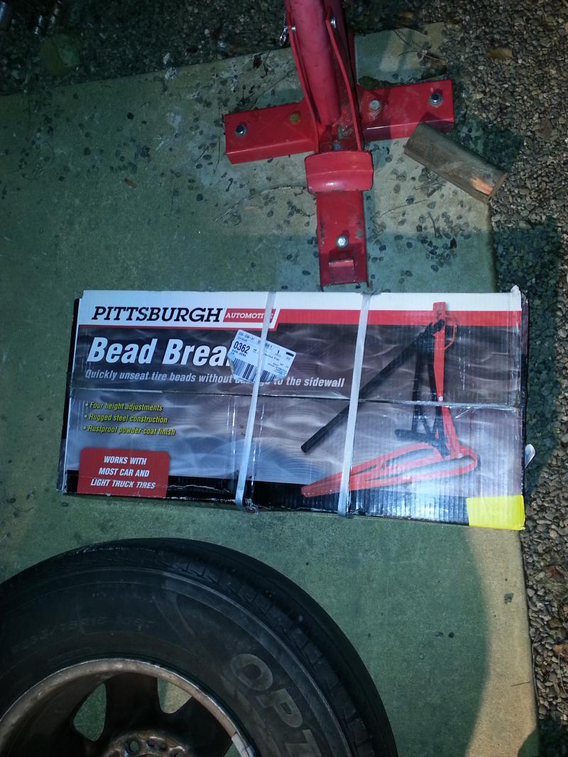231349d1482167056-advice-requested-those-you-who-have-mounted-tires-balanced-wheels-home-1_break_out_the_bead_breaker.jpg