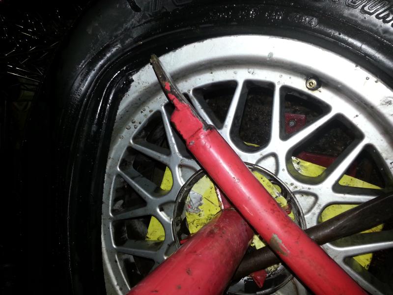 231738d1482365171-advice-requested-those-you-who-have-mounted-tires-balanced-wheels-home-bent_tire_iron_tip.jpg