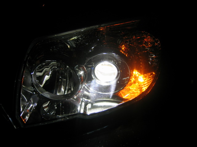 8448d1138678167-hid-install-2006-4ruunner-img_2744.jpg
