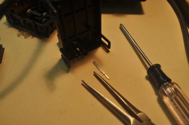 33215d1284989324-how-do-you-post-text-interspersed-pictures-diy-what-am-i-doing-wrong-4runner_clock_fix_41.jpg