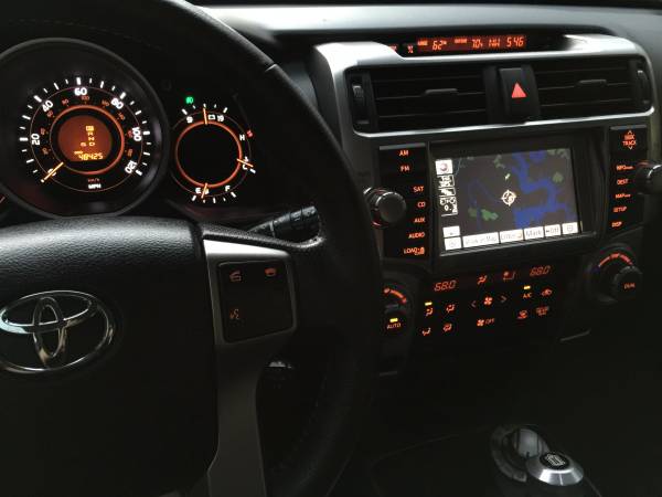 184488d1450932167-fs-2011-4runner-limited-blizzard-pearl-heavily-modified-austin-tx-00u0u_k3m9i4k9fpb_600x450.jpg
