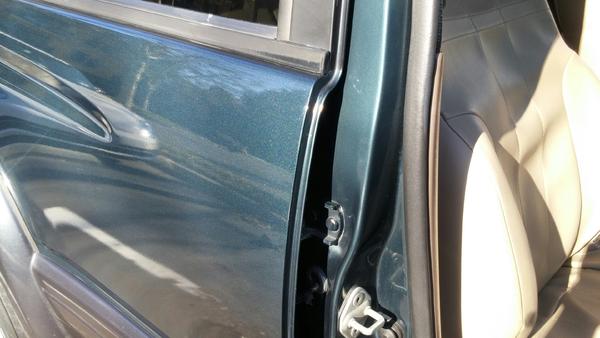 benjamin247-albums-new+paint-picture30700-door-jambs-original-paint-next-new-paint-maaco.jpg