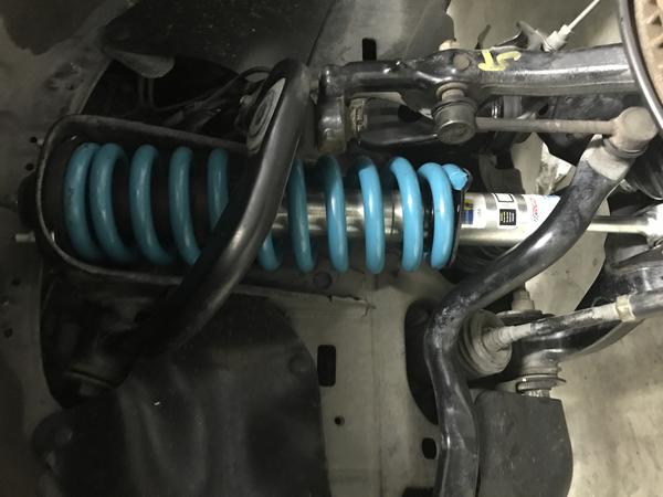 boostedka-albums-dobinsons+suspension-picture47133-dobinsons-c59-300-installed-bilstein-5100-set-lowest-notch.jpg