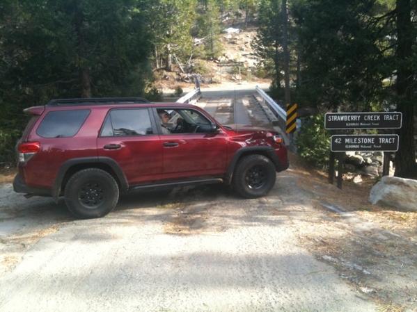 elegantviolence-albums-2010+4runner+te-picture8221-offroading-ice-incident-pic-3-front-quarter-panel-body-damage.jpg