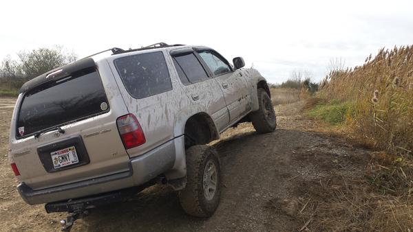 g-mny-albums-gmny+4runner-picture29172-getting-dirty.jpg