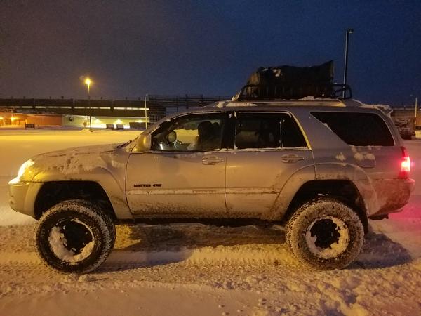 jay22-albums-2003+4runner+limited+v8-picture43561-snow.jpg