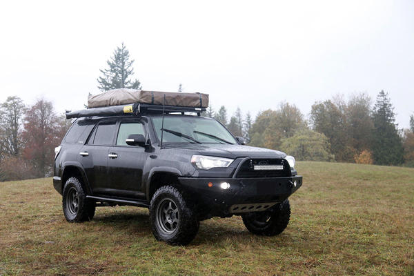 jdmef9sir2-albums-friends-+4-runners-picture37015-2015-4runner-limited-midnight-black-17x8-konig-countersteer-type-x-gunmetal-fn-wheels.jpg