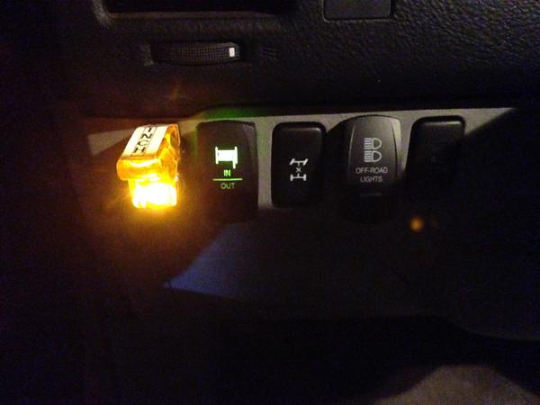 johnny4runner-albums-random+pics++posts-picture21442-winch-control-armed.jpg