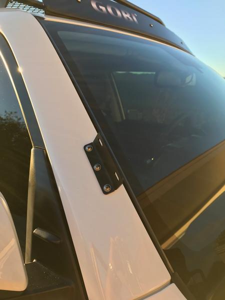 k9+haulr-albums-building++modifying+frosty++4runner-picture49151-pillar-bracket-installed.jpg