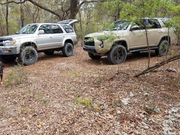 lindenwood-albums-lindenwood-picture45211-2002-sr5-lifted-3-5-r-3-f-33s-2016-trdp-lifted-2-f-r-33s.jpg