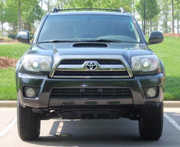 martini-albums-4runners-picture3751-2007-lift-tires-front.jpg