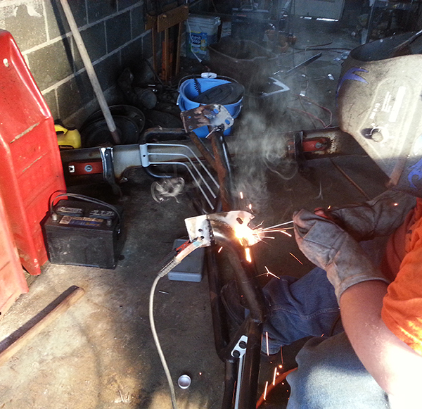 merlin12-albums-merlin-s+1997+toyota+4runner+sr5-picture24132-welding-mounts.jpg