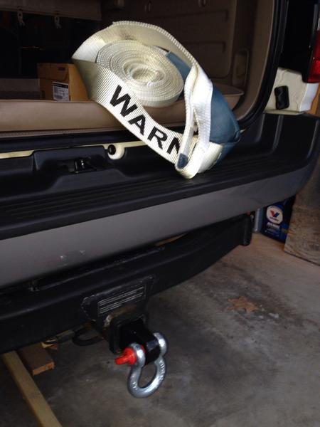 mindomission-albums--99+limited-picture23521-added-some-recovery-items-whatever-winter-may-bring-rugged-ridge-receiver-shackle-bracket-warn-3-x-30-premium-recovery-strap.jpg