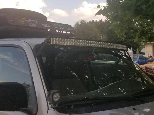 oldskminitrk-albums-1998+4+runner-picture51429-lightbar.jpg