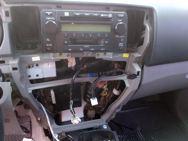 rossagge-albums-trim+work-picture26248-center-dash-console-taken-apart.jpg