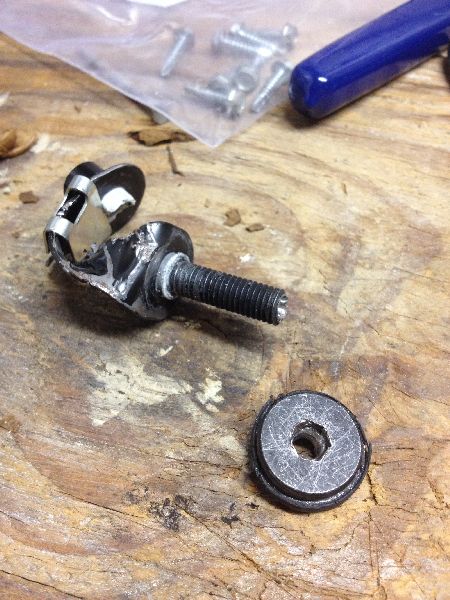 tengu-albums-my+runners+n+stuff-picture19237-different-angle-twisted-bracket.jpg