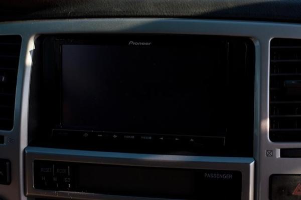 travist-albums-travist%27s+04+4runner+sport-picture3816-pioneer-avic-z130bt-installed.jpg