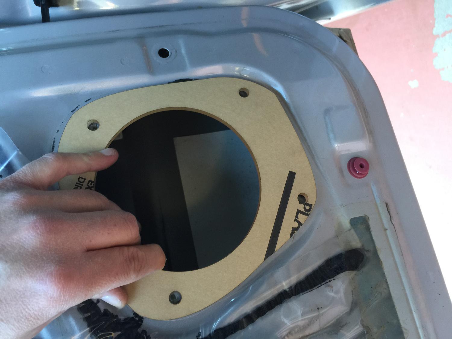 Rear door speaker mounting brackets-img_5327-jpg