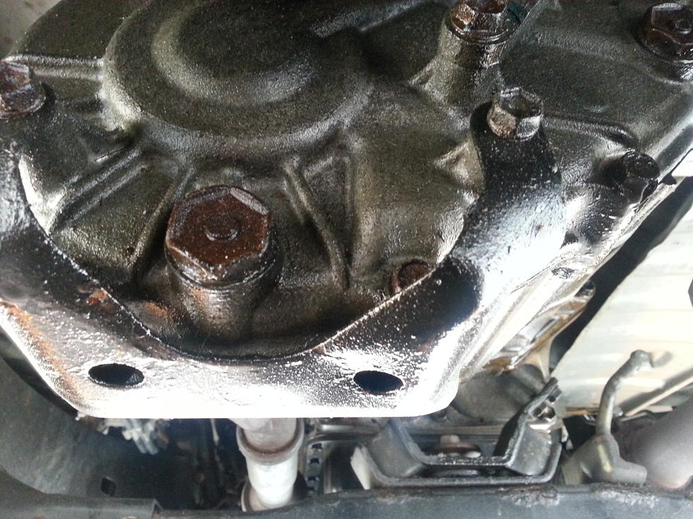 Transfer case leaking, but not sure from where-trancase2-jpg