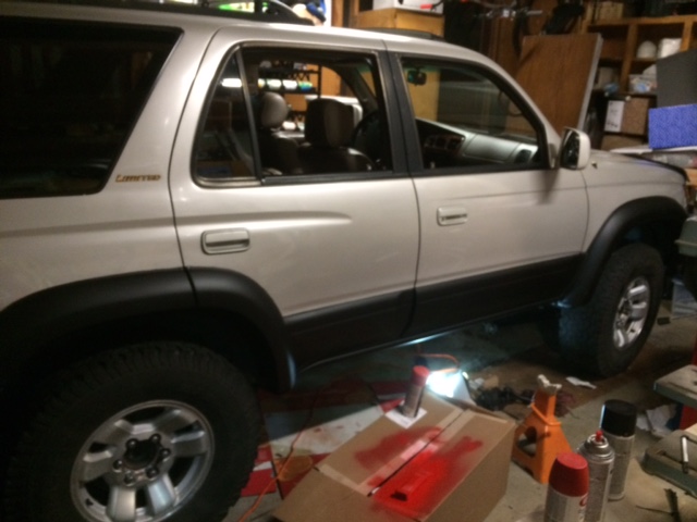 Steve's budget lift: Tundra 5100's, stock front springs, rear daystar 1.5&quot; spacer-img_5398-jpg