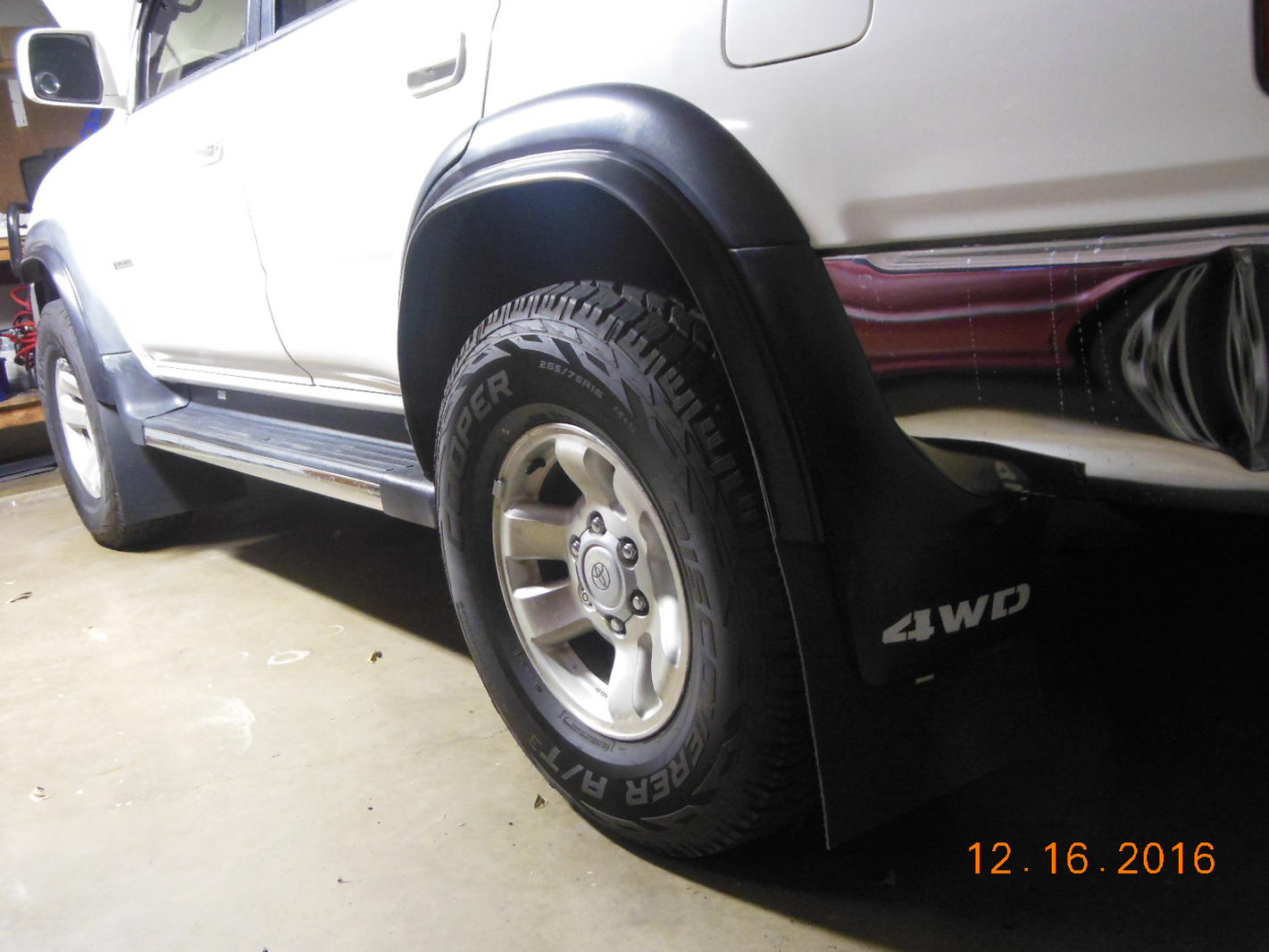 Front Mud Flaps-dscn3417-jpg