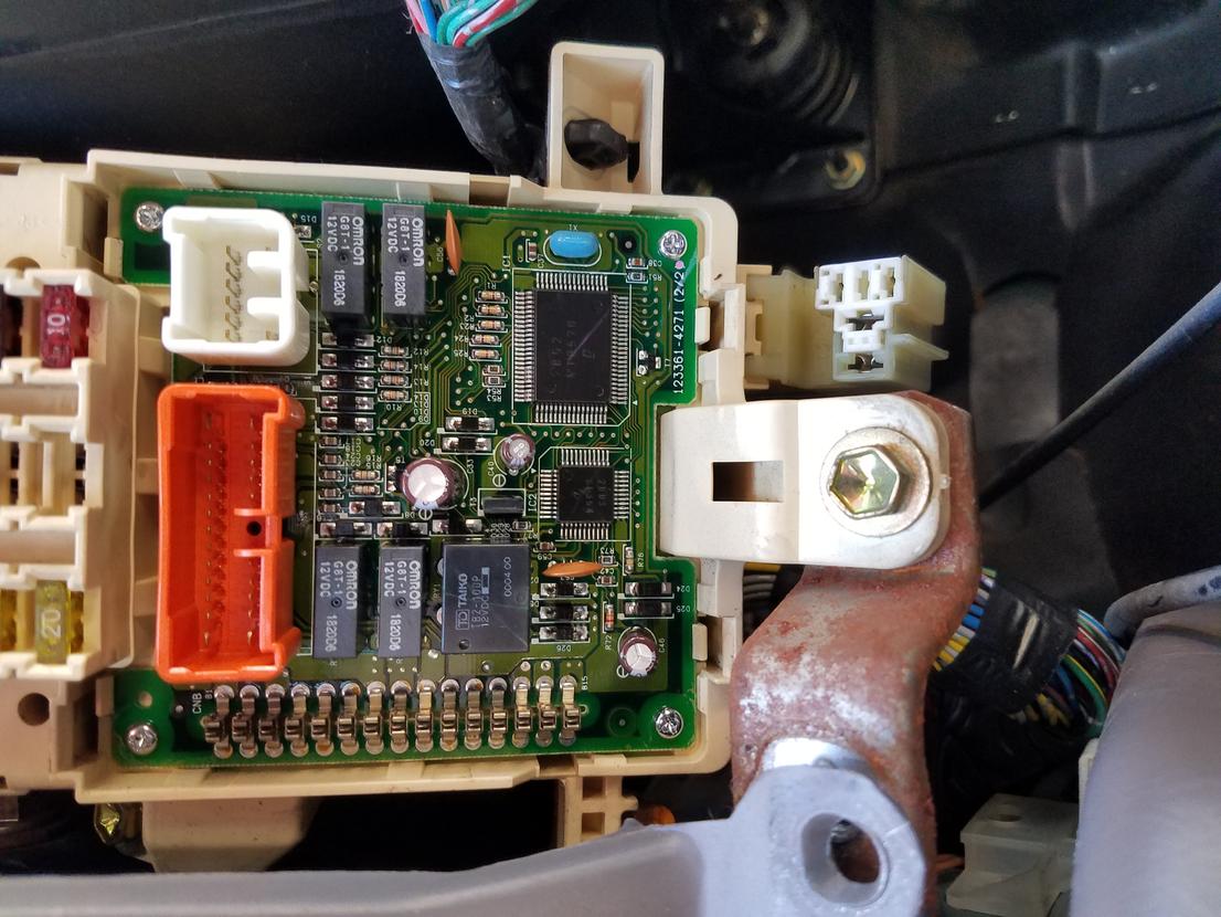 Door lock junction box relay repair?-20180713_152748-jpg