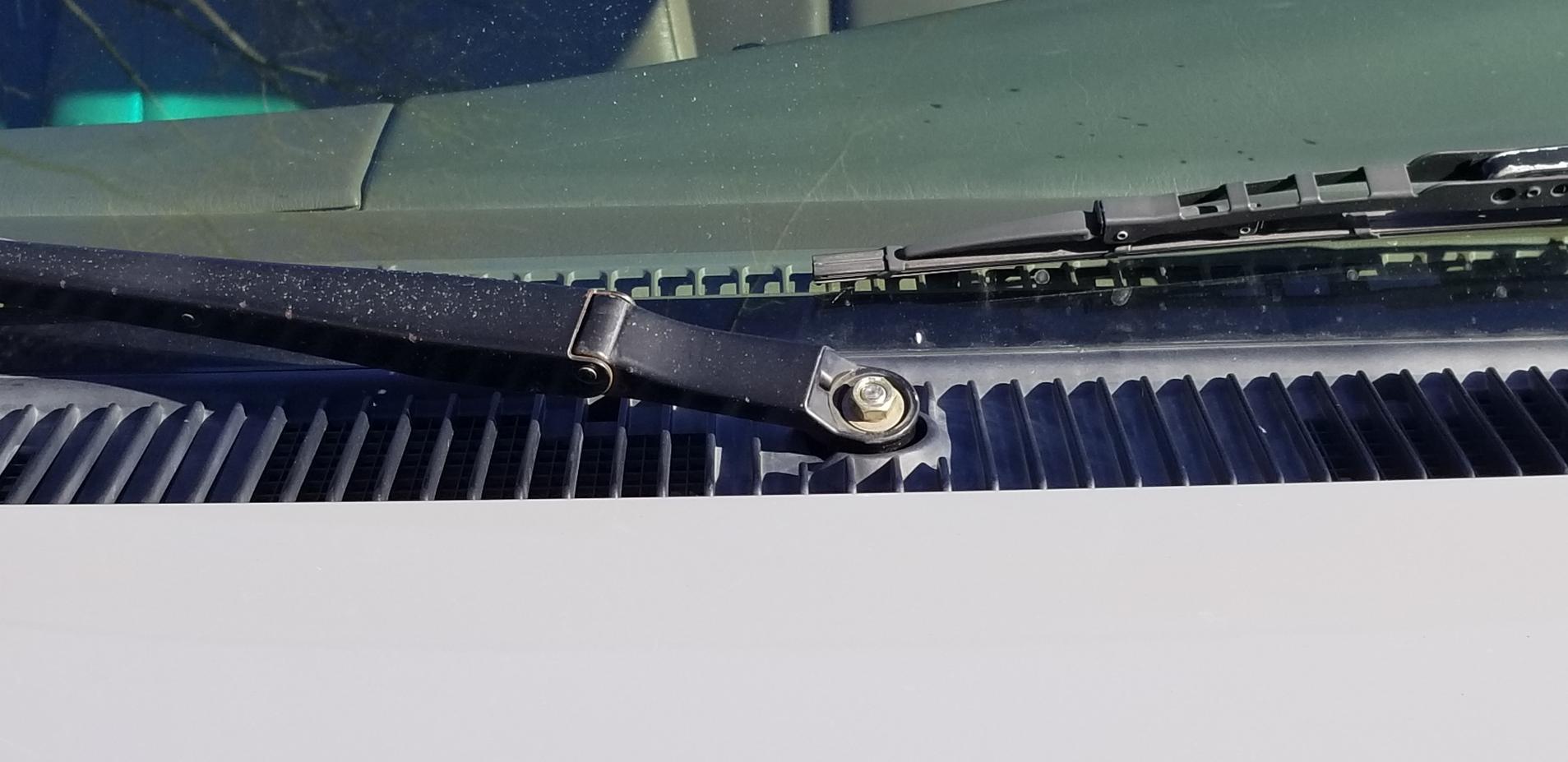 Front wiper cover-20181212_125932-jpg