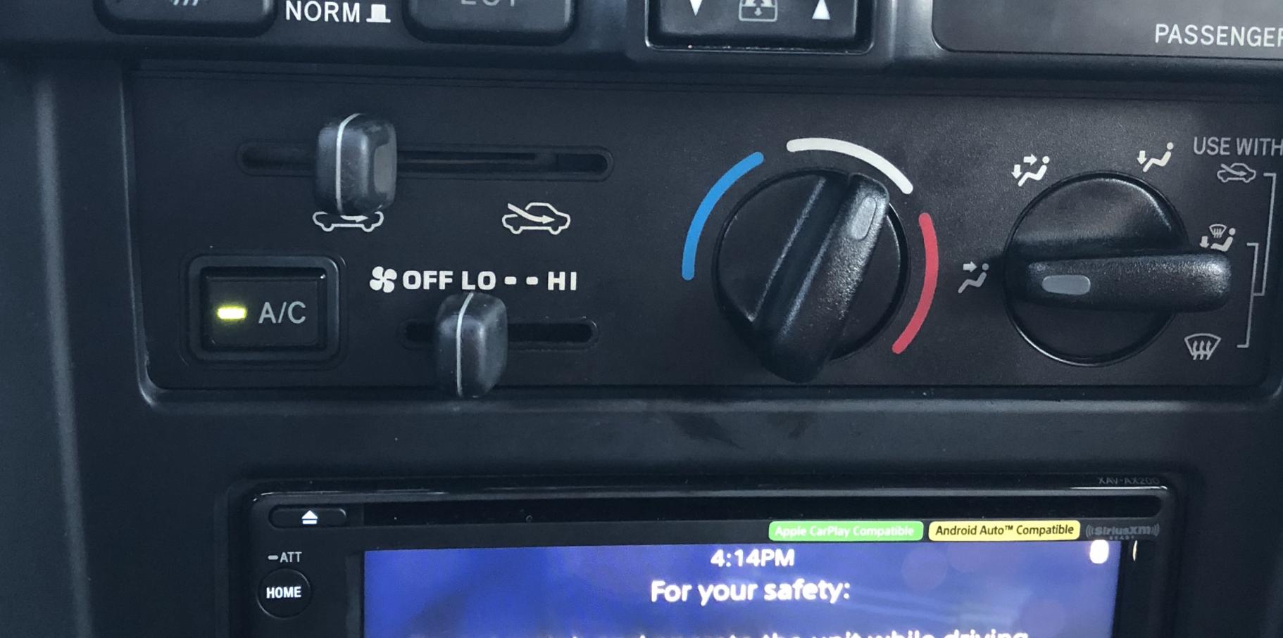 Remanufactured Front AC Heater Climate Control Unit For 1999-2002 Toyota 4Runner Limited - DENSO Exchange