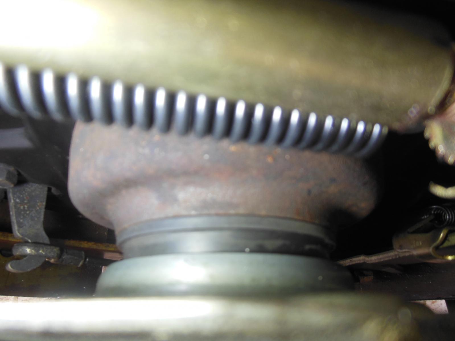 After a Rear Axle Oil Seal Replacement-dscn0141-jpg