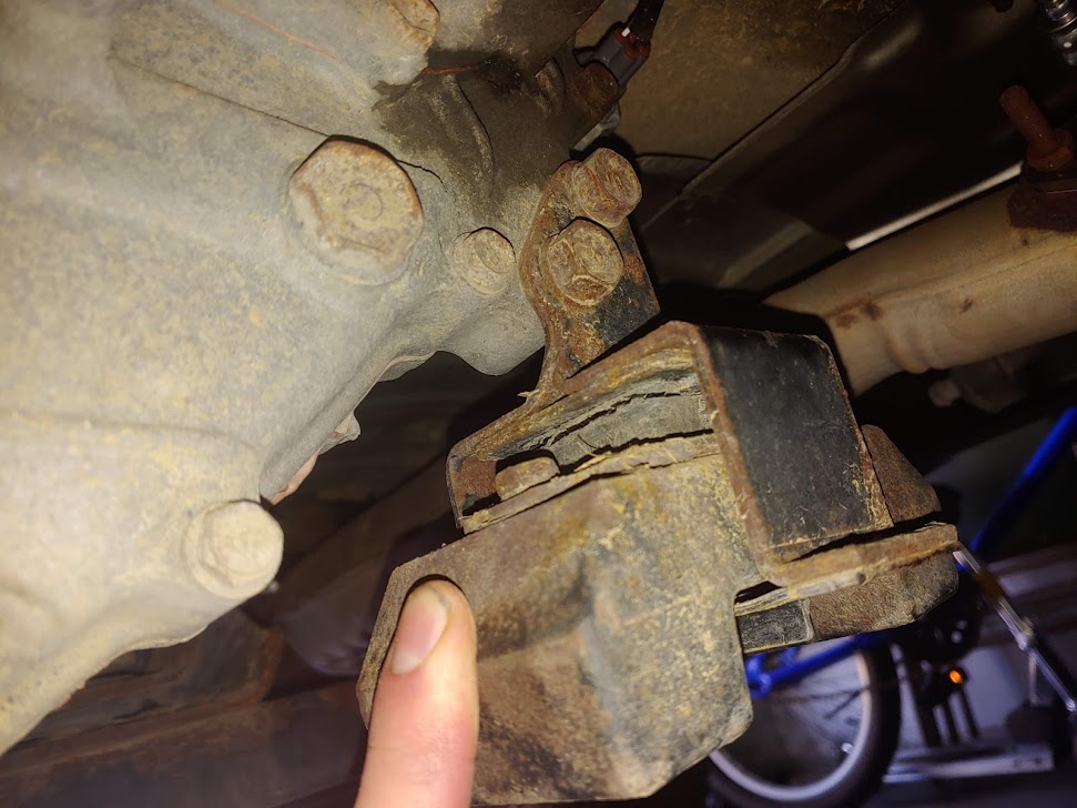 What is this part called!!??? (It's not a transfer case mount)-transfer-case-mount-jpg