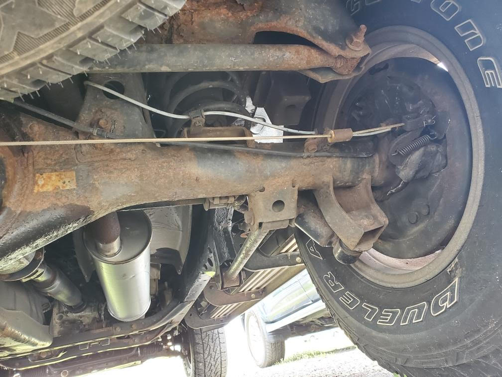 Cause for concern? See pics-axle2-jpg