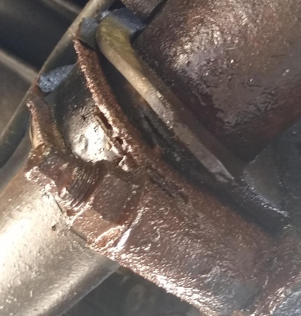 Steering Rack Leak at Bushing??-img_20210330_113246954~2-jpg