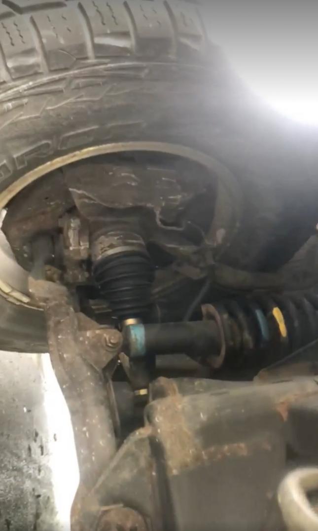 Too much rust on the rear diff to buy???-screen-shot-2021-04-29-5-56-38-pm-jpg