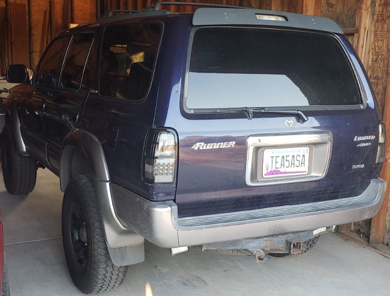 Light Smoked LED Tail Lights Installed-20210802_220604-jpg