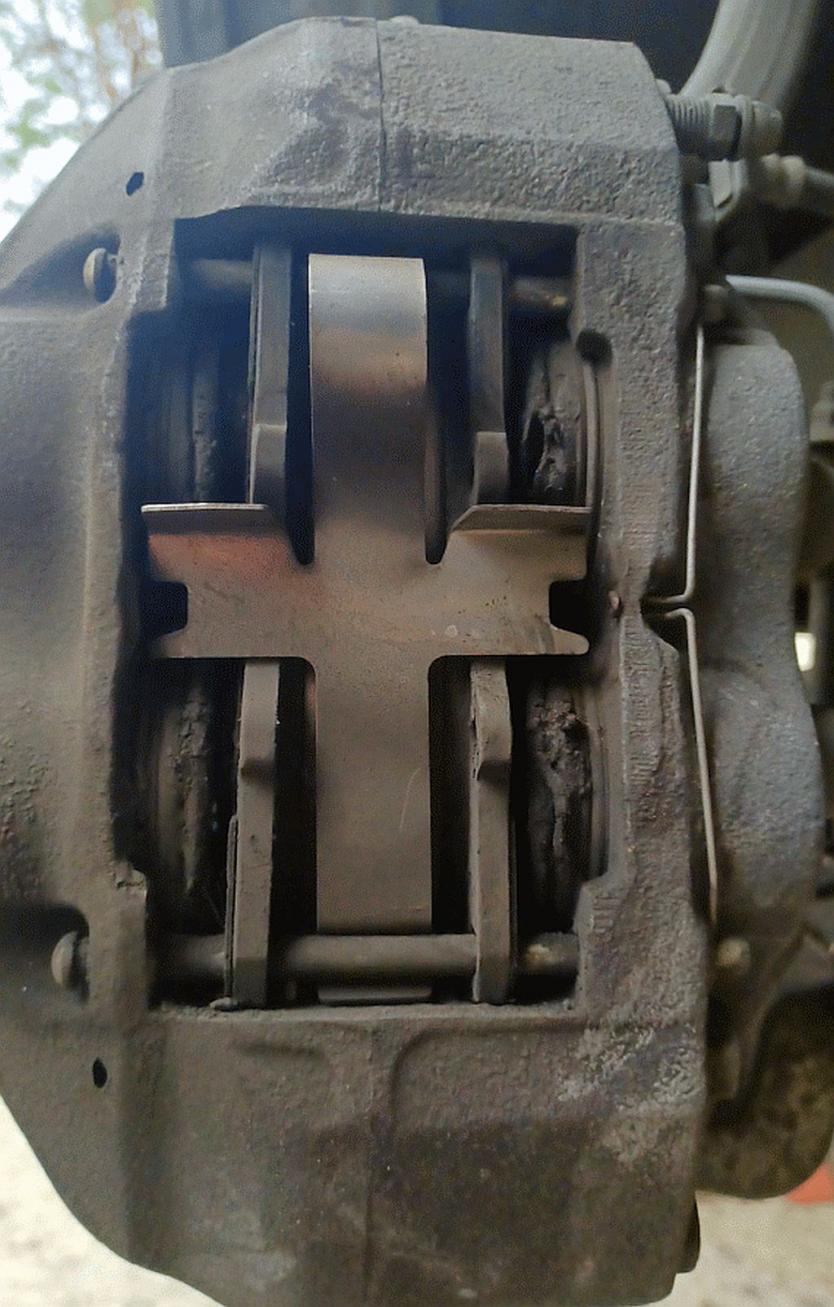What is my 4Runner front brake caliper rebuild kit &quot;bracket&quot; model?-caliper-jpg