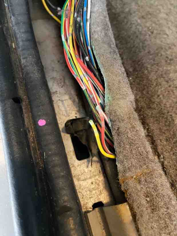 Help Identifying broken wires-img_4230-jpg
