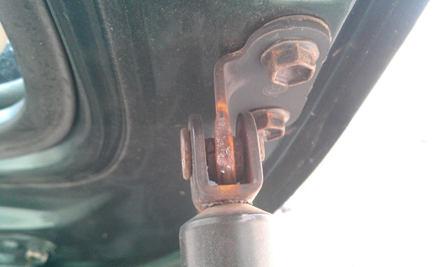 1999 T4R Rear Hatch Hinge-right-jpg