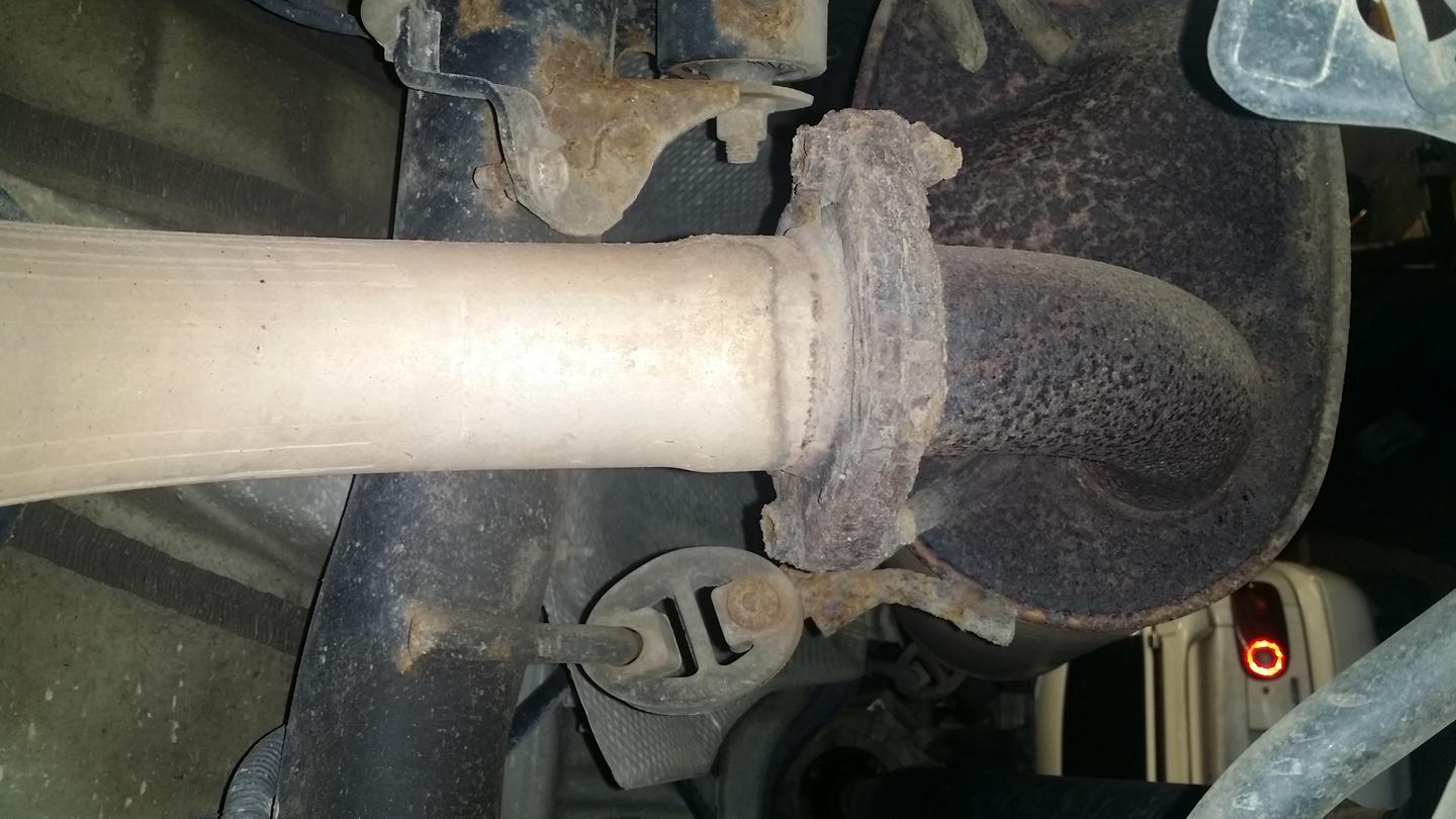how much rust is normal on a 2006??-20150328_171055-jpg