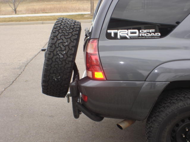 Bent Up tire carrier-dsc05081-jpg