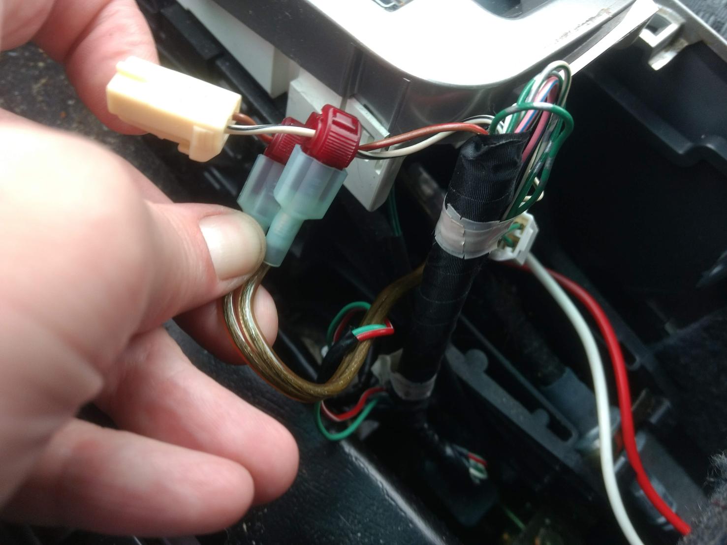 12v outlet in console not connected?-plug2-jpg