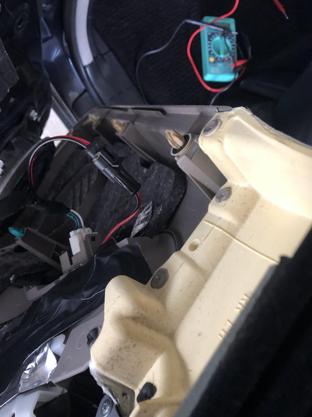 Custom rear seat usb chargers mod!-img_0494-1-jpg
