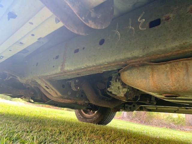 Rear hatch rusting from the inside-rust2-jpg
