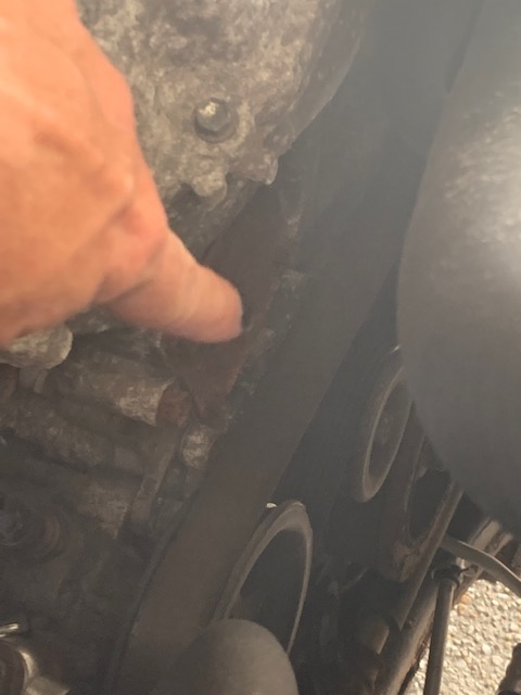 Rear hatch rusting from the inside-rust3-jpg