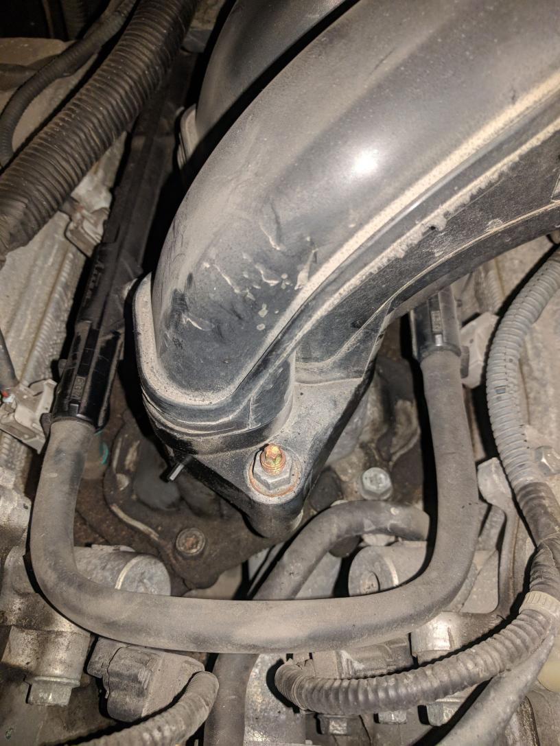 Help needed on 06 4Runner V6 176k with oil residue around the intake manifold-img_20190910_144734-jpg